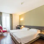 Hotel Montana